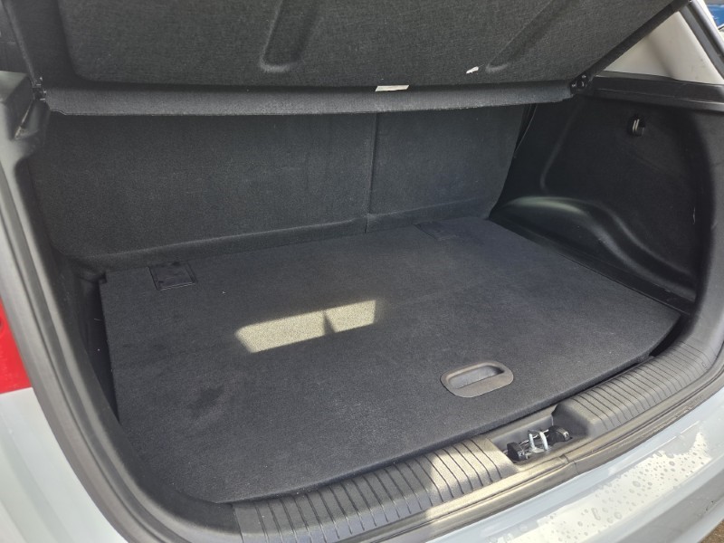 2016 (16) KIA VENGA 1.4 CRDi 2 5dr 5217829