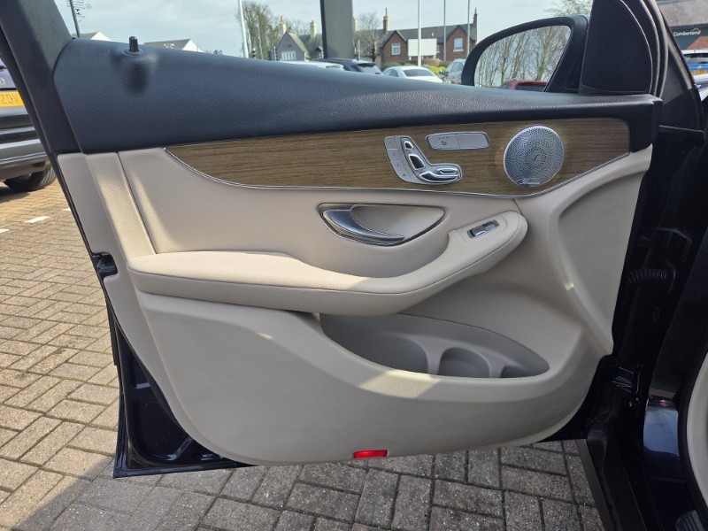 2018 (68) MERCEDES-BENZ GLC 250d 4Matic Sport Premium Plus 5dr 9G-Tronic 5197859