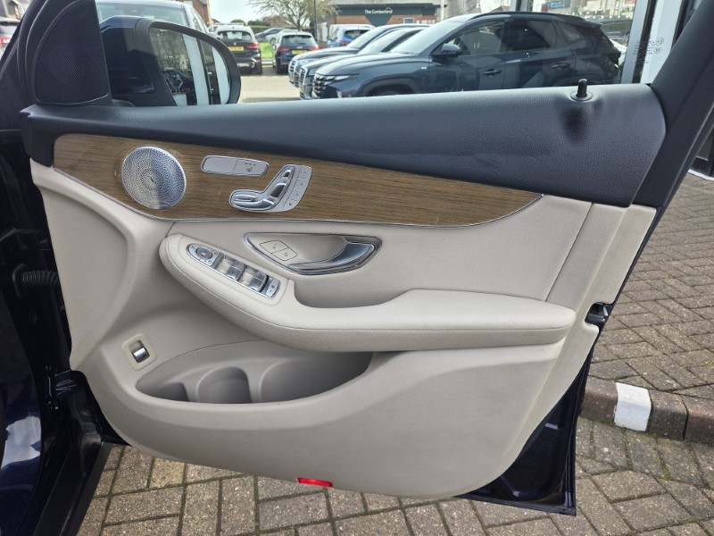 2018 (68) MERCEDES-BENZ GLC 250d 4Matic Sport Premium Plus 5dr 9G-Tronic 5197869