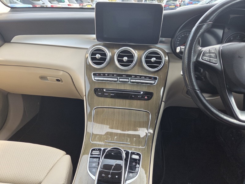 2018 (68) MERCEDES-BENZ GLC 250d 4Matic Sport Premium Plus 5dr 9G-Tronic 5197877