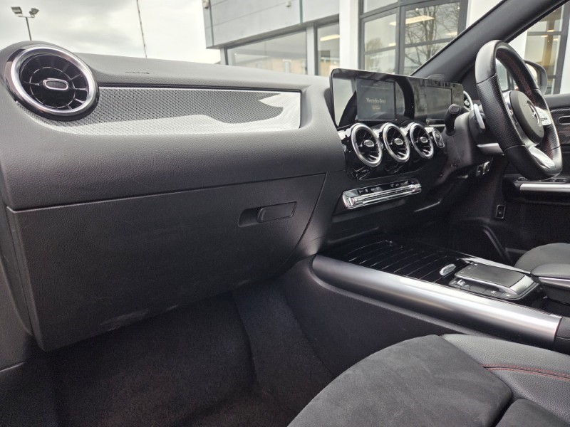 2020 (70) MERCEDES-BENZ GLA 200 AMG Line 5dr Auto 5198953