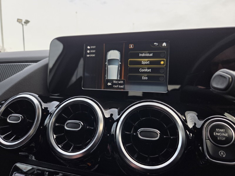 2020 (70) MERCEDES-BENZ GLA 200 AMG Line 5dr Auto 5198977