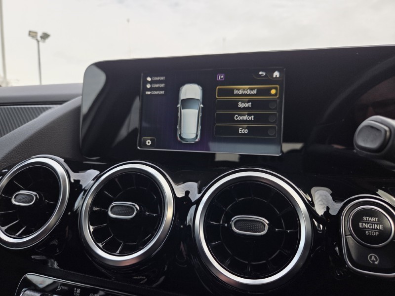 2020 (70) MERCEDES-BENZ GLA 200 AMG Line 5dr Auto 5198978