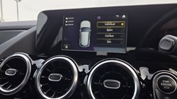 2020 (70) MERCEDES-BENZ GLA 200 AMG Line 5dr Auto 5198978