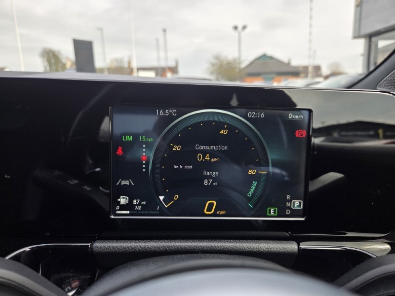 2020 (70) MERCEDES-BENZ GLA 200 AMG Line 5dr Auto 5198982