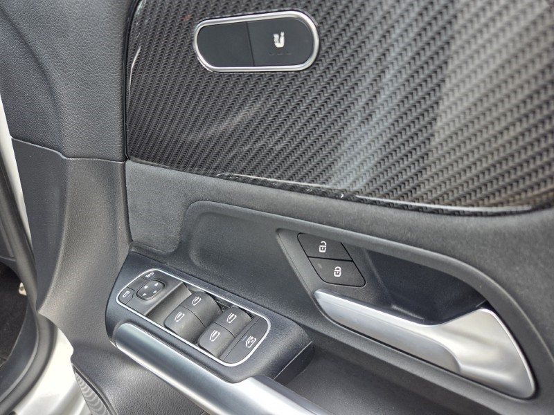 2020 (70) MERCEDES-BENZ GLA 200 AMG Line 5dr Auto 5198959