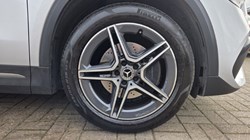 2020 (70) MERCEDES-BENZ GLA 200 AMG Line 5dr Auto 5198927