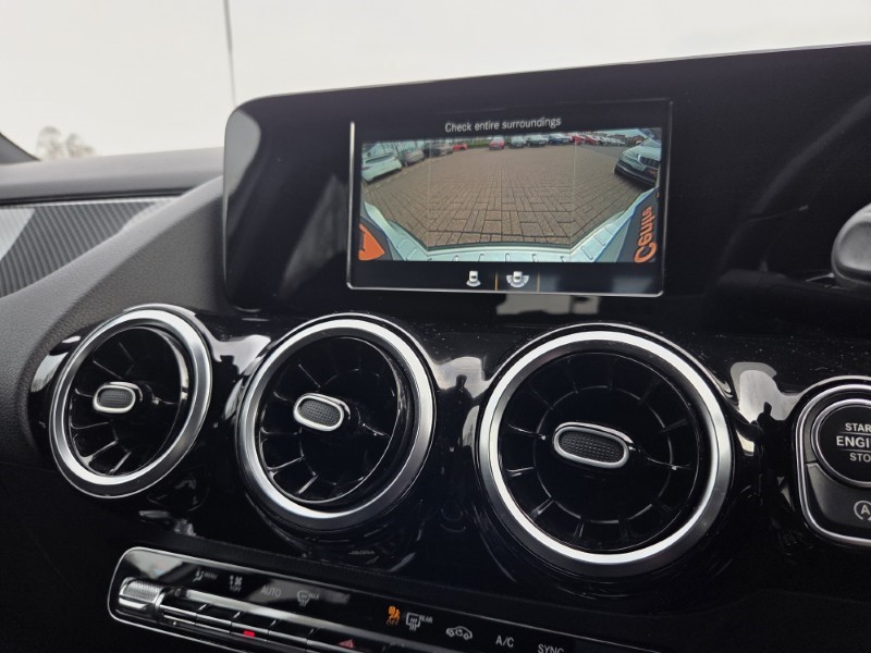 2020 (70) MERCEDES-BENZ GLA 200 AMG Line 5dr Auto 5198938