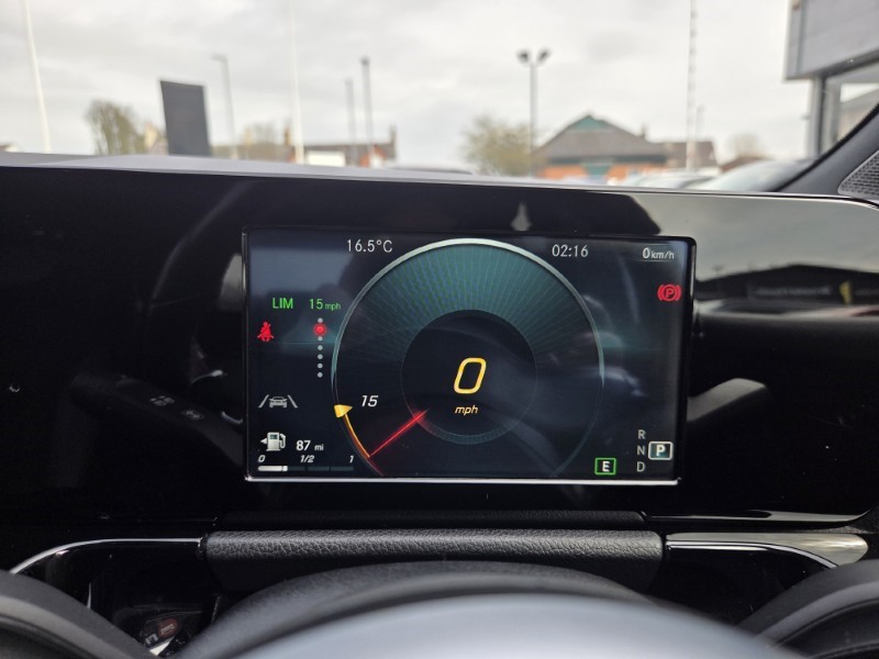 2020 (70) MERCEDES-BENZ GLA 200 AMG Line 5dr Auto 5198980