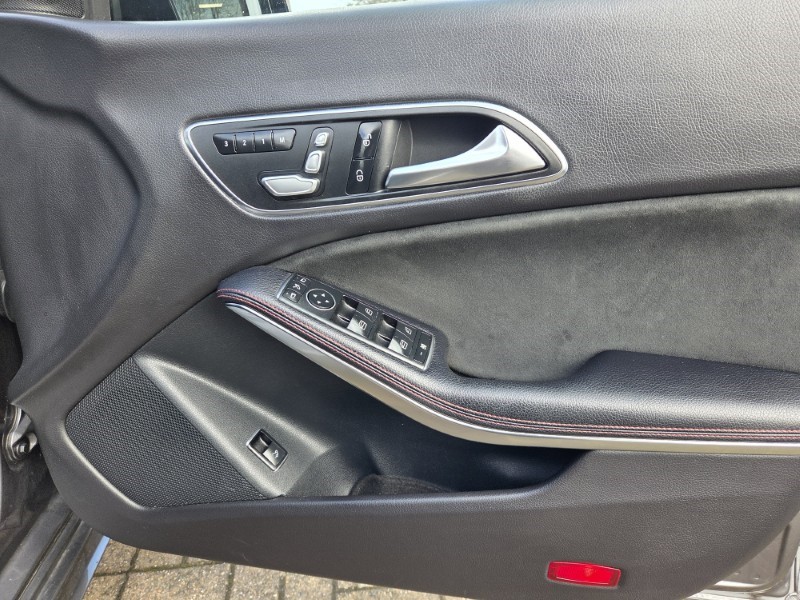 2018 (68) MERCEDES-BENZ CLA 200 AMG Line Night Edition Plus 4dr 5190262