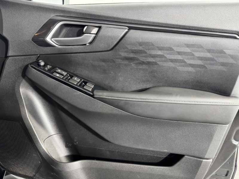 2024 (74) ISUZU COMMERCIAL D-MAX 1.9 V-Cross Double Cab 4x4 Auto 5204134