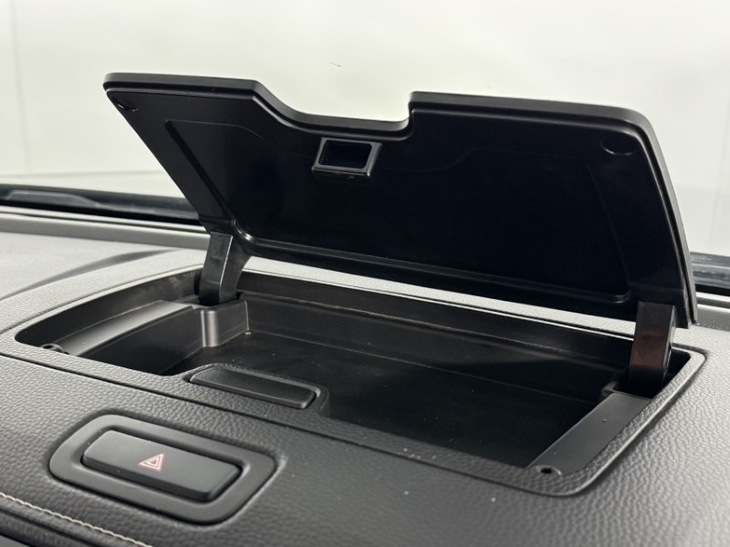 2024 (74) ISUZU COMMERCIAL D-MAX 1.9 V-Cross Double Cab 4x4 Auto 5204125