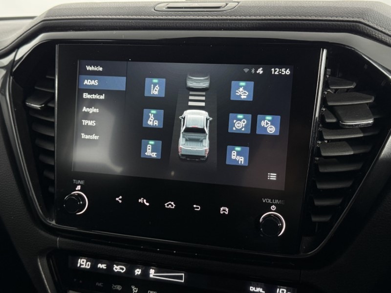 2024 (74) ISUZU COMMERCIAL D-MAX 1.9 V-Cross Double Cab 4x4 Auto 5204123