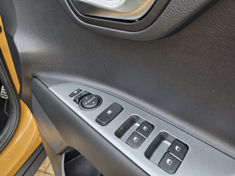 2024 (24) KIA STONIC 1.0T GDi 98 GT-Line 5dr 5206040