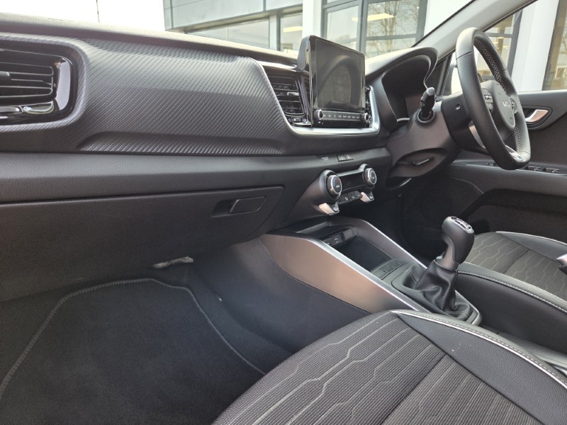 2024 (24) KIA STONIC 1.0T GDi 98 GT-Line 5dr 5206037