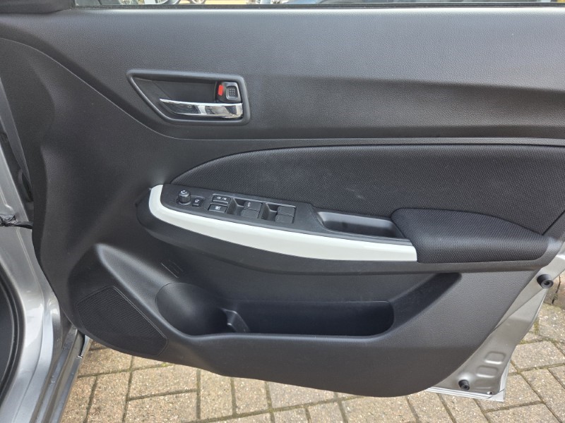 2019 (69) SUZUKI SWIFT 1.2 Dualjet SHVS SZ5 ALLGRIP 5dr 5206387