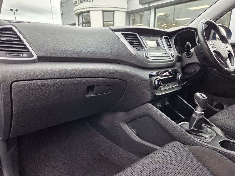 2018 (67) HYUNDAI TUCSON 1.7 CRDi Blue Drive SE 5dr 2WD 5210490