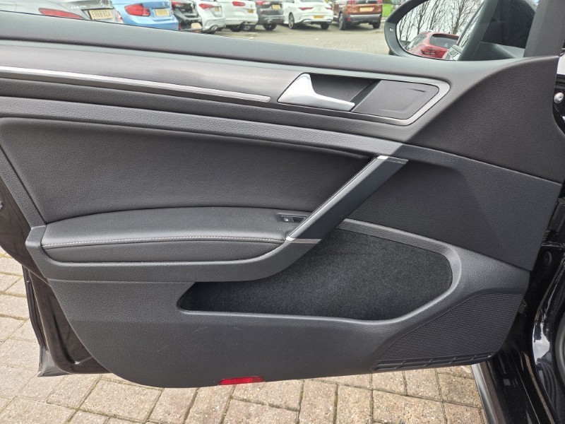 2017 (67) VOLKSWAGEN GOLF 2.0 TDI 184 GTD 5dr 5205639