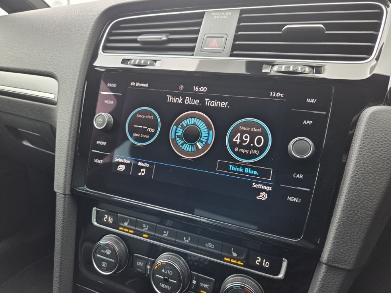 2017 (67) VOLKSWAGEN GOLF 2.0 TDI 184 GTD 5dr 5205658