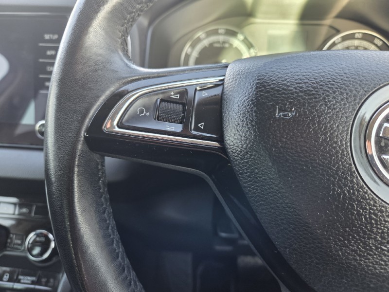 2018 (18) SKODA KAROQ 1.0 TSI SE 5dr DSG 5205922