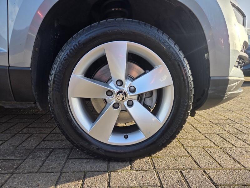 2018 (18) SKODA KAROQ 1.0 TSI SE 5dr DSG 5205895