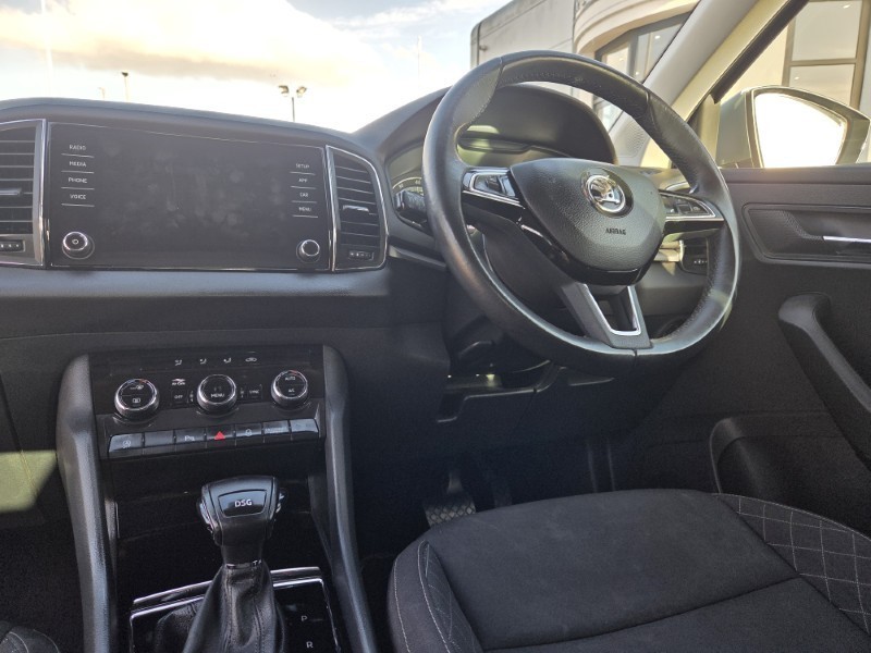 2018 (18) SKODA KAROQ 1.0 TSI SE 5dr DSG 5205916
