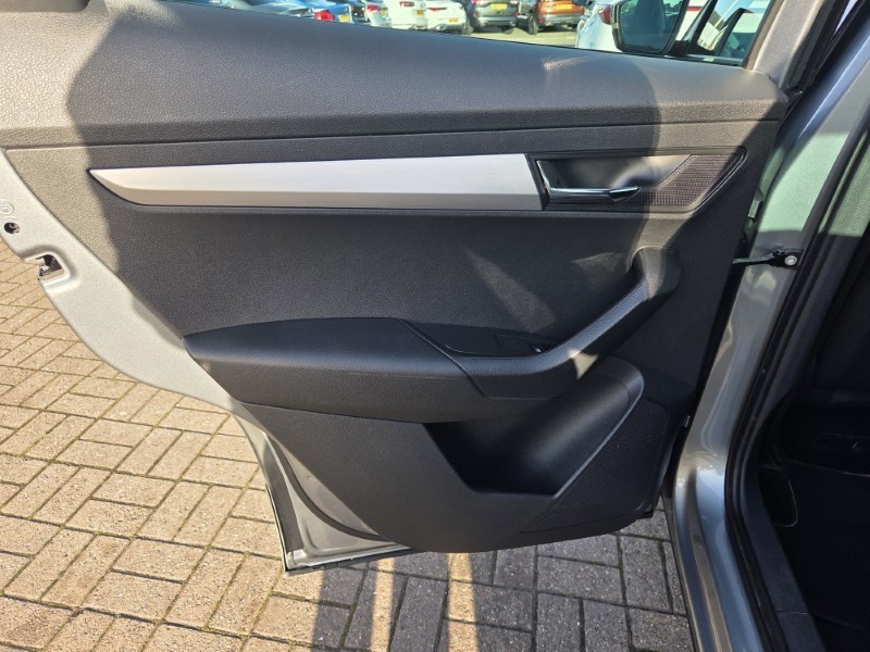 2018 (18) SKODA KAROQ 1.0 TSI SE 5dr DSG 5205908