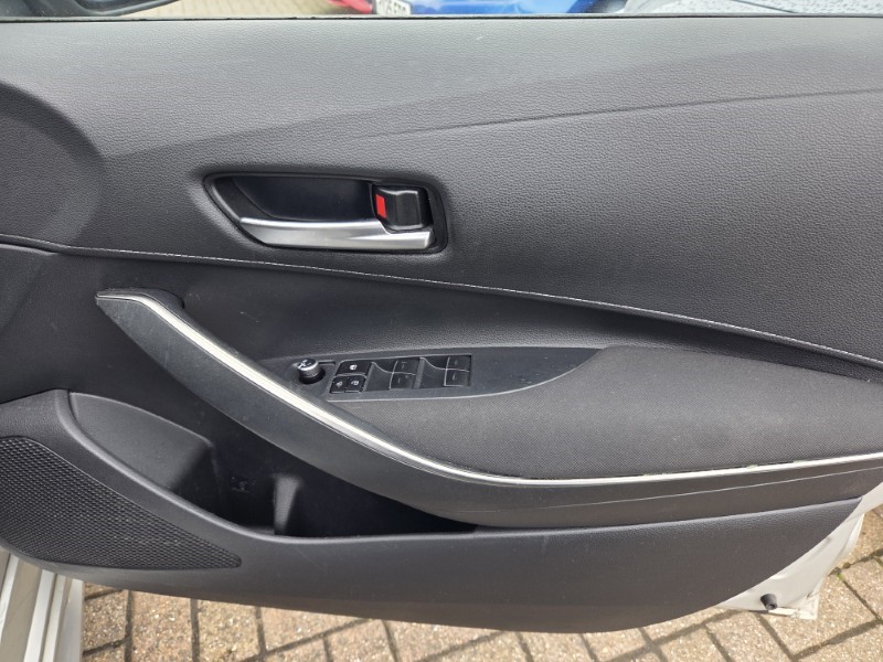 2019 (19) TOYOTA COROLLA 1.2T VVT-i Icon 5dr 5366666