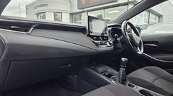 2019 (19) TOYOTA COROLLA 1.2T VVT-i Icon 5dr 5366664