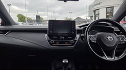 2019 (19) TOYOTA COROLLA 1.2T VVT-i Icon 5dr 5366661