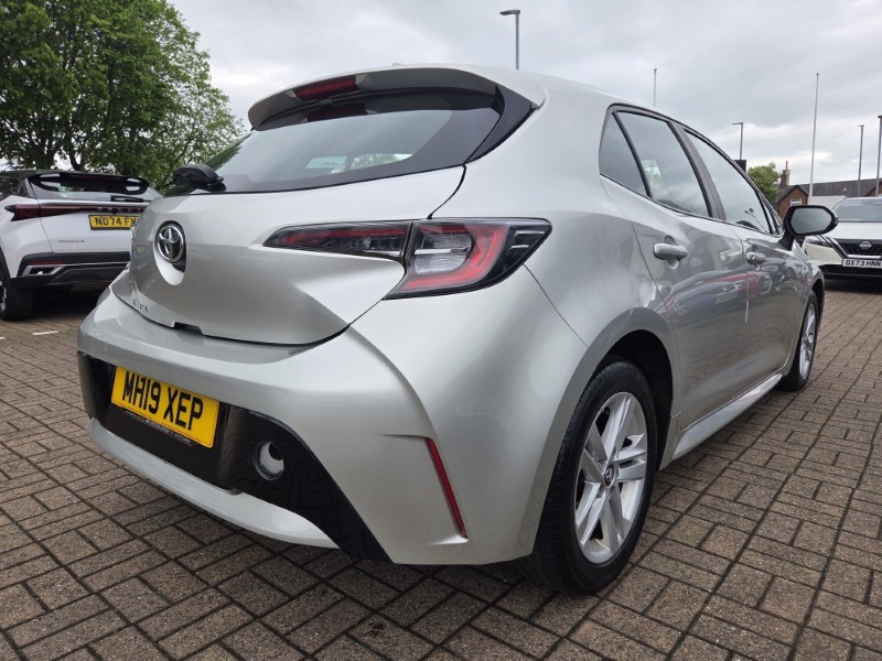 2019 (19) TOYOTA COROLLA 1.2T VVT-i Icon 5dr 5366654