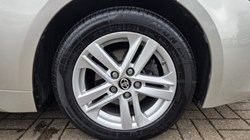 2019 (19) TOYOTA COROLLA 1.2T VVT-i Icon 5dr 5366641