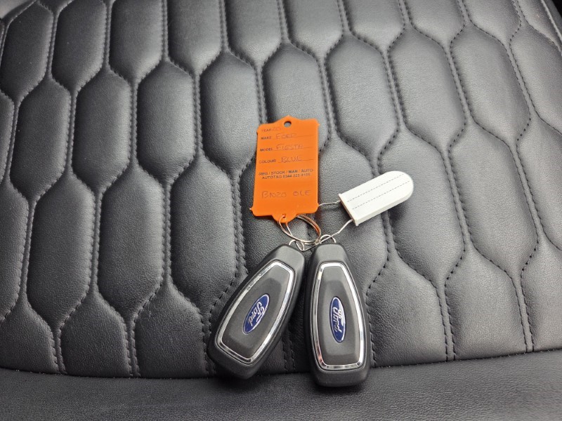 2020 (20) FORD FIESTA 1.0 EcoBoost Vignale Edition 5dr Auto 5224407