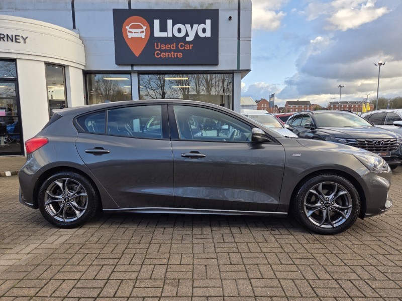 2019 (19) FORD FOCUS 1.0 EcoBoost 125 ST-Line 5dr 5221715