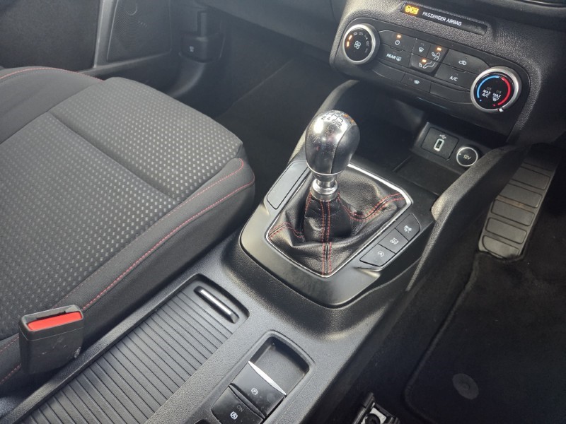 2019 (19) FORD FOCUS 1.0 EcoBoost 125 ST-Line 5dr 5221746