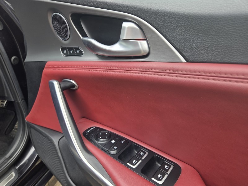 2018 (68) KIA STINGER 2.0 T-GDi GT-Line 5dr Auto 5210158