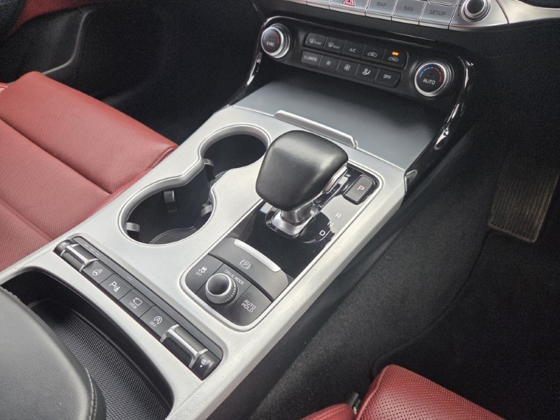 2018 (68) KIA STINGER 2.0 T-GDi GT-Line 5dr Auto 5210163