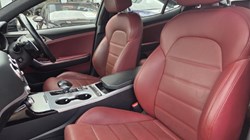 2018 (68) KIA STINGER 2.0 T-GDi GT-Line 5dr Auto 5210156