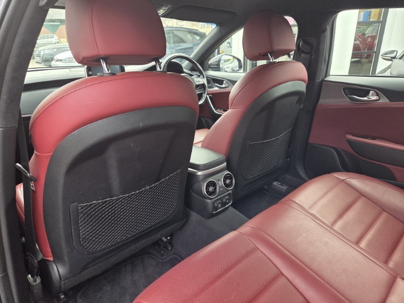 2018 (68) KIA STINGER 2.0 T-GDi GT-Line 5dr Auto 5210149