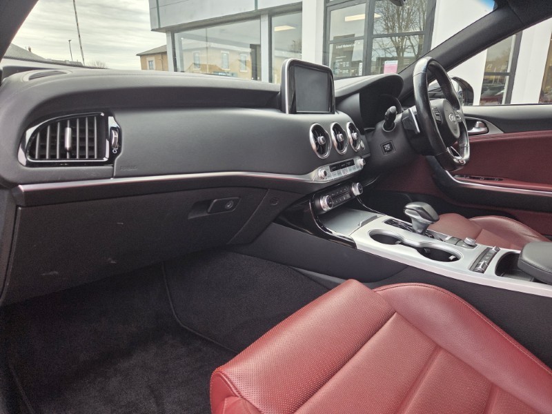 2018 (68) KIA STINGER 2.0 T-GDi GT-Line 5dr Auto 5210154