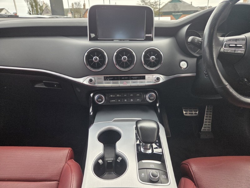 2018 (68) KIA STINGER 2.0 T-GDi GT-Line 5dr Auto 5210159