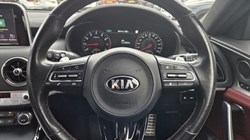 2018 (68) KIA STINGER 2.0 T-GDi GT-Line 5dr Auto 5210162