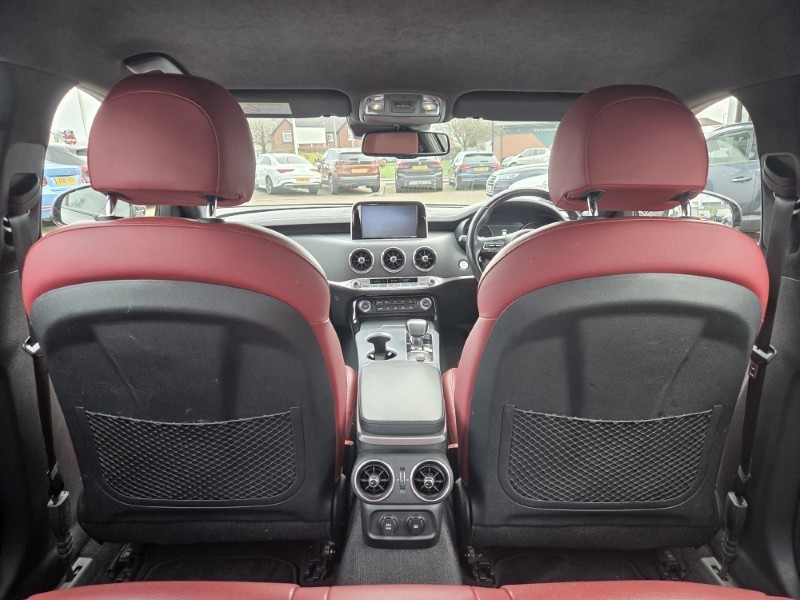 2018 (68) KIA STINGER 2.0 T-GDi GT-Line 5dr Auto 5210148