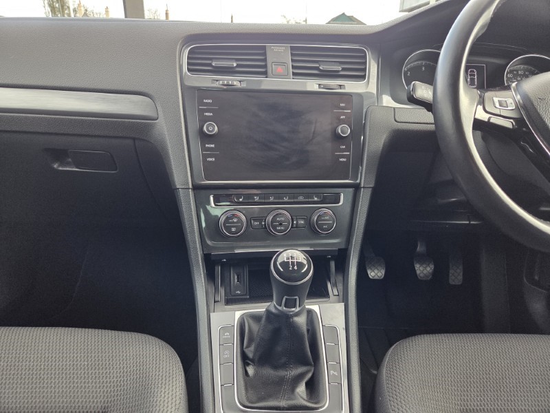 2020 (69) VOLKSWAGEN GOLF 1.6 TDI Match Edition 5dr 5231927