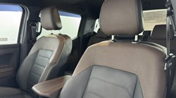 2025 (25) VOLKSWAGEN COMMERCIAL AMAROK D/Cab Pick Up PanAmericana 3.0 V6 TDI 240 4M Auto 5237545