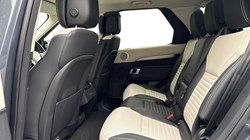 2024 (74) LAND ROVER DISCOVERY 3.0 D350 Dynamic HSE 5dr Auto 4672525