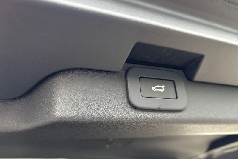 2024 (74) LAND ROVER DISCOVERY 3.0 D350 Dynamic HSE 5dr Auto 4672564