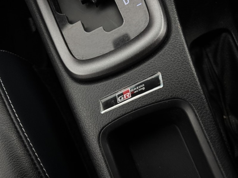 2025 (25) TOYOTA COMMERCIAL HILUX GR Sport II D/Cab Pick Up 2.8 D-4D Auto 5304929