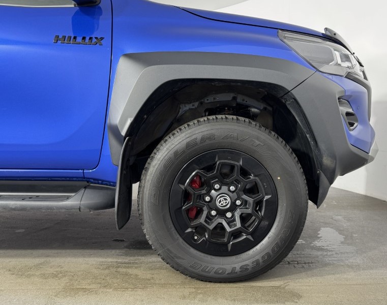 2025 (25) TOYOTA COMMERCIAL HILUX GR Sport II D/Cab Pick Up 2.8 D-4D Auto 5304941