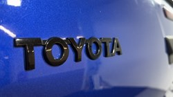 2025 (25) TOYOTA COMMERCIAL HILUX GR Sport II D/Cab Pick Up 2.8 D-4D Auto 5304951